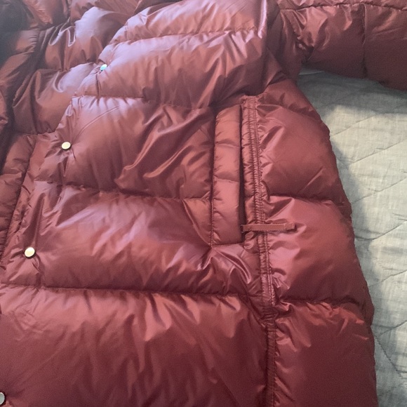 Parka - Picture 4 of 8